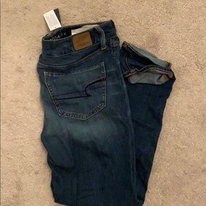 American Eagle NEW WITH TAGS  boyfriend jeans